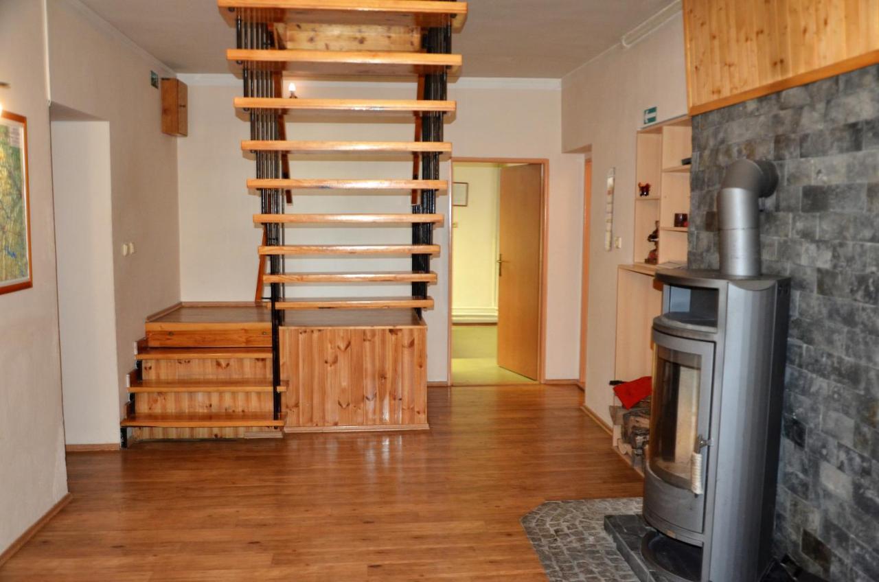 V Karlove Chalet Mala Moravka