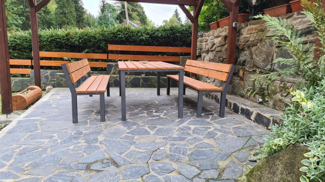 V Karlove Chalet Mala Moravka